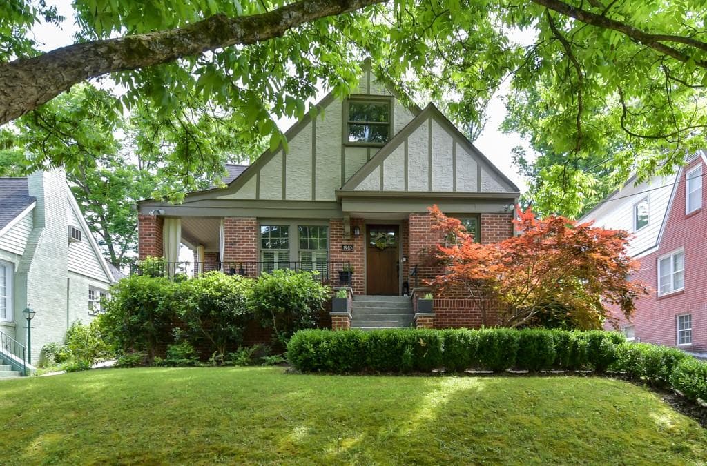 4 bedroom, 3 bathroom, 2,406 sq ft single family residence sold at 1985 Palifox Drive, Atlanta, GA 30307