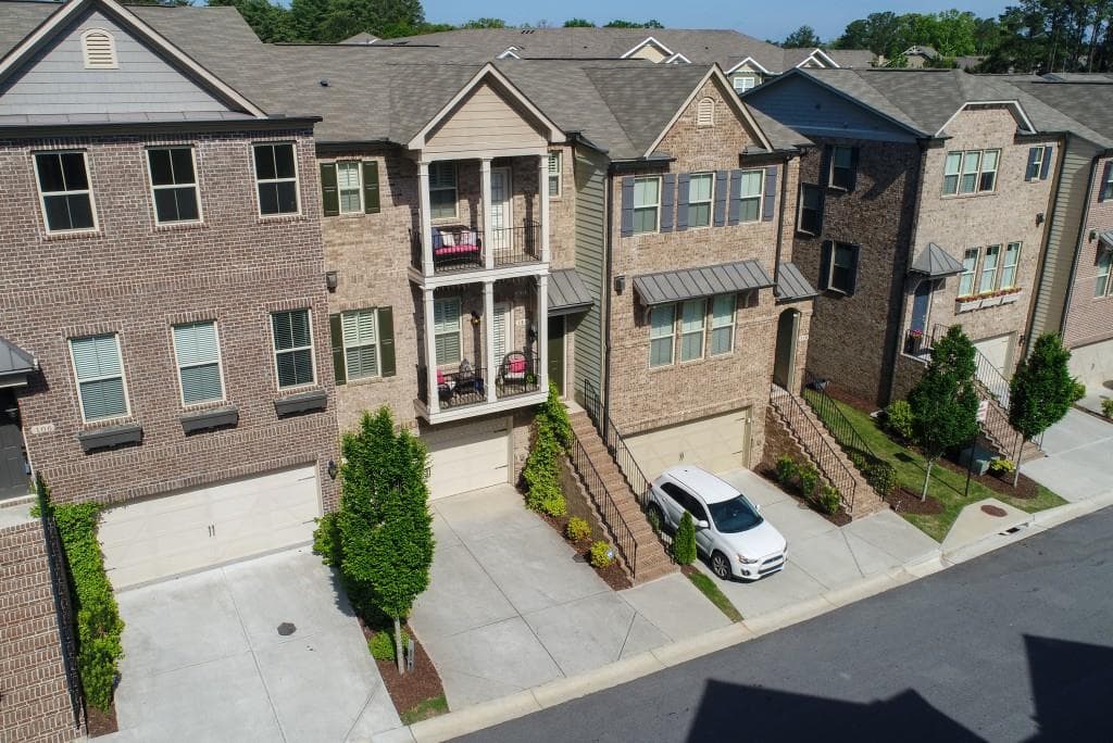 4 bedroom, 4 bathroom, 2,400 sq ft townhouse sold at 108 Brindle Lane, Alpharetta, GA 30009