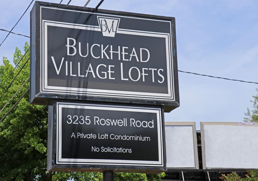 2 bedroom, 2 bathroom, 1,125 sq ft condominium sold at 3235 Roswell Road 619, Atlanta, GA 30305