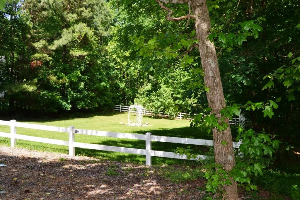 single family residence sold at 3885 MAPLE WOOD Trail, Buford, GA 30518