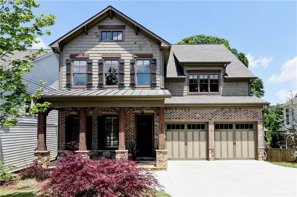 6 bedroom, 5 bathroom, 4,850 sq ft single family residence sold at 1121 Bank Street, Smyrna, GA 30080