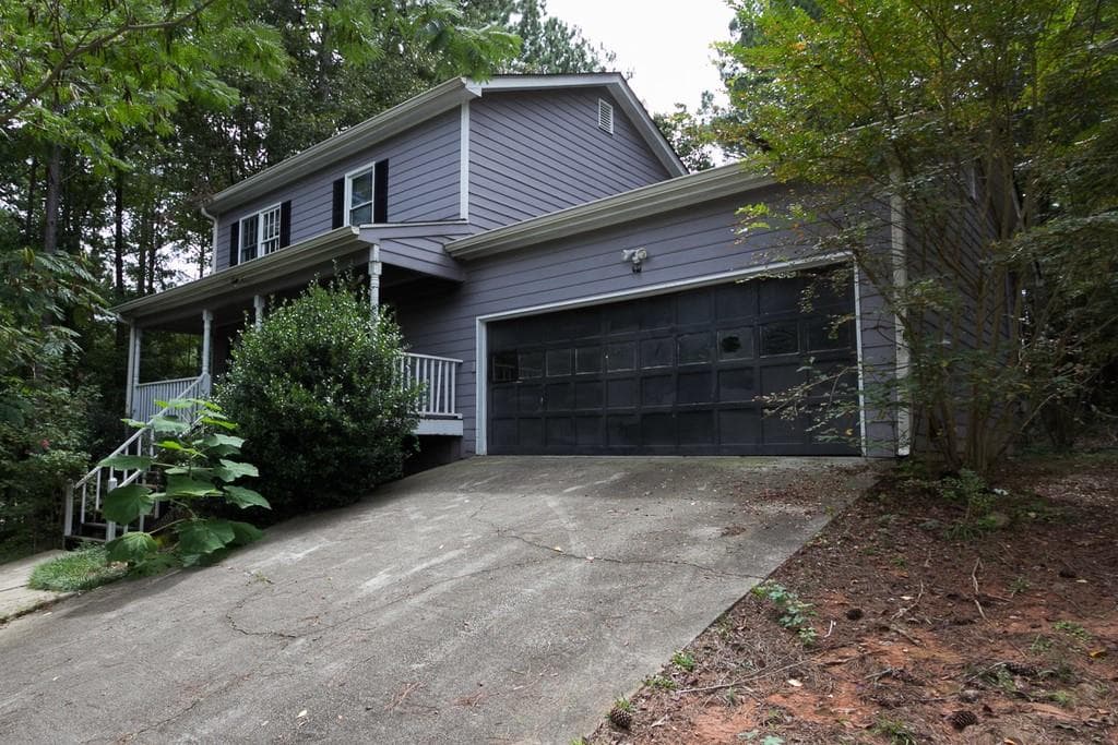 727 Deering Road, Conyers, GA 30094 — most recent listing photo