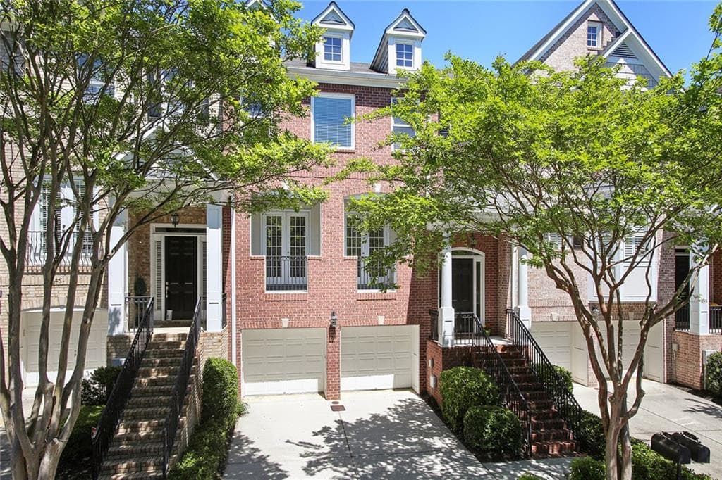 3 bedroom, 4 bathroom, 3,448 sq ft townhouse sold at 3041 Riverstone Trail, Atlanta, GA 30339
