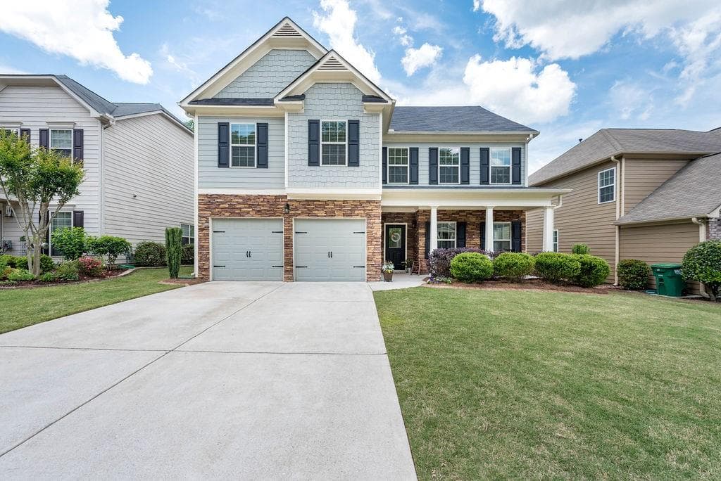 5 bedroom, 3 bathroom, 2,992 sq ft single family residence sold at 517 Crestmont Lane, Canton, GA 30114