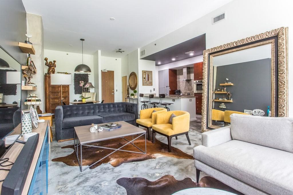 2 bedroom, 2 bathroom, 1,260 sq ft condominium sold at 130 Arizona Avenue 217, Atlanta, GA 30307