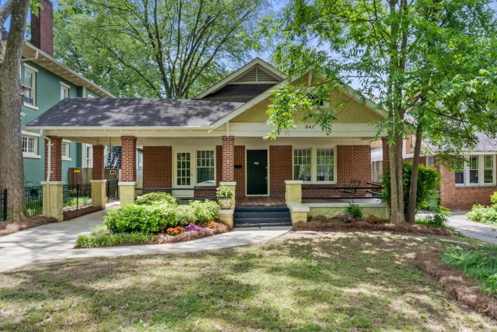 3 bedroom, 2 bathroom, 1,820 sq ft single family residence sold at 941 Virginia Avenue, Atlanta, GA 30306