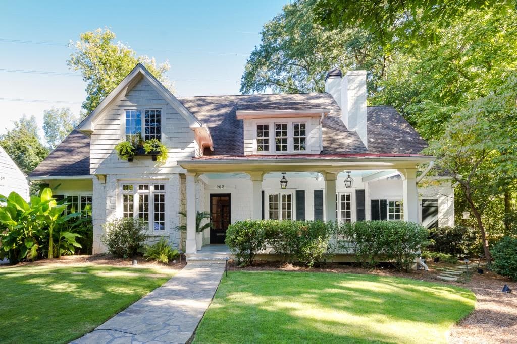 5 bedroom, 5 bathroom, 4,078 sq ft single family residence sold at 262 Brighton Road, Atlanta, GA 30309