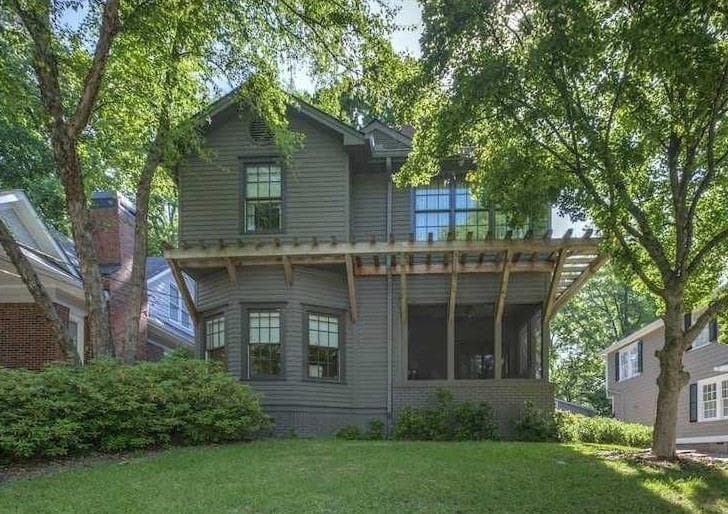 4 bedroom, 4 bathroom, 3,062 sq ft single family residence sold at 2529 Brookwood Drive, Atlanta, GA 30305