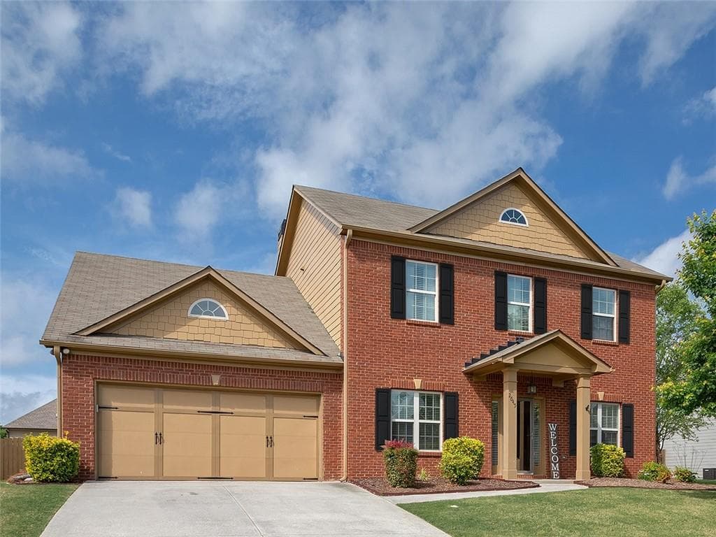 4 bedroom, 3 bathroom, 2,958 sq ft single family residence sold at 2645 DAWNING DAY Drive, Dacula, GA 30019