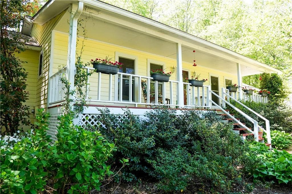 81 Lake Somerset Crest, Marietta, GA 30064 — most recent listing photo