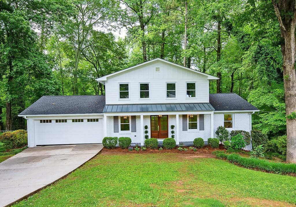 5 bedroom, 4 bathroom, 3,248 sq ft single family residence sold at 1418 DIAMOND HEAD Circle, Decatur, GA 30033