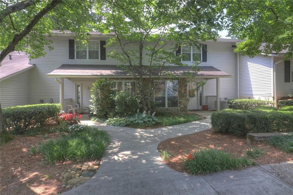 6802 Glenridge Drive F, Sandy Springs, GA 30328 — most recent listing photo