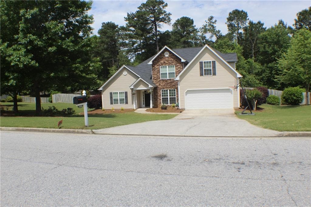 824 WINDING GROVE Lane, Loganville, GA 30052 — most recent listing photo