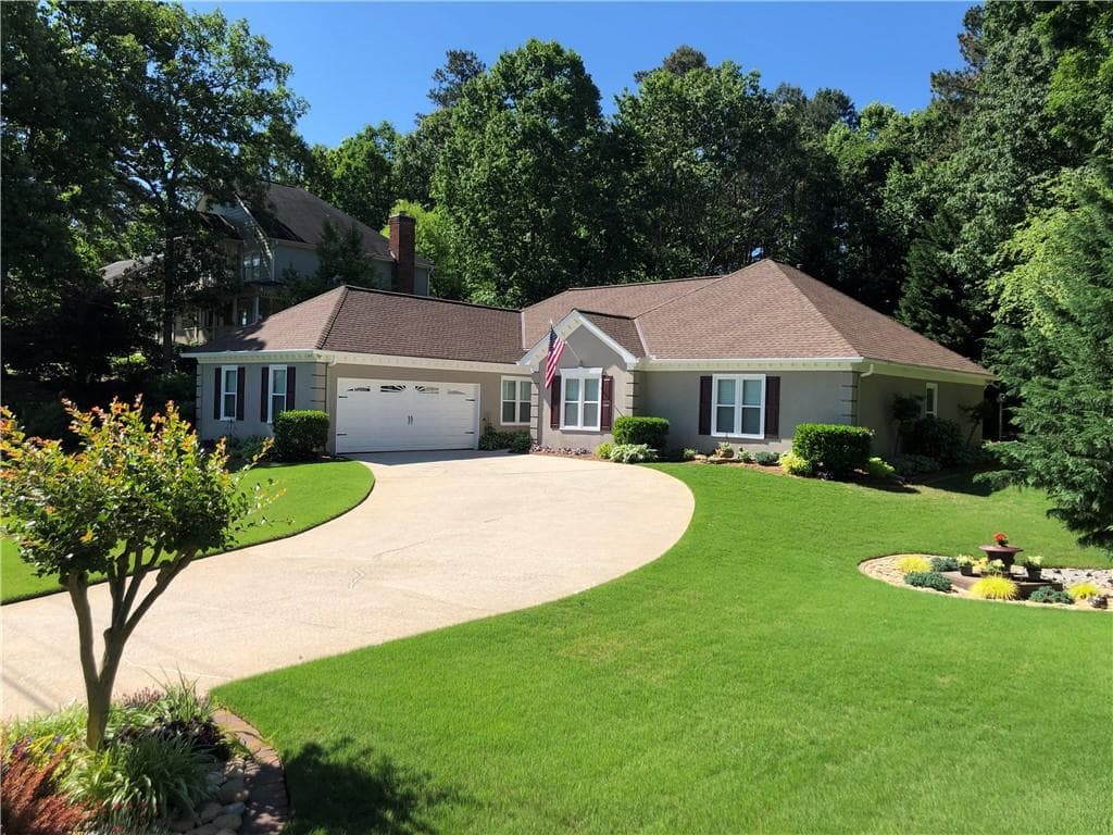 3560 Hanover Drive, Buford, GA 30519 — most recent listing photo