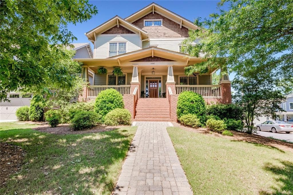 4 bedroom, 5 bathroom, 3,808 sq ft single family residence sold at 1093 Antioch Drive, Brookhaven, GA 30319