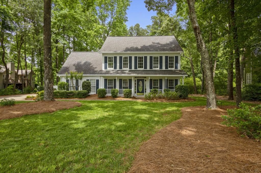 4 bedroom, 3 bathroom, 1,994 sq ft single family residence sold at 1460 Sassafras Lane, Cumming, GA 30041
