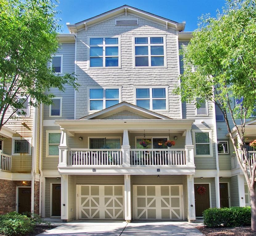2 bedroom, 3 bathroom, 1,284 sq ft townhouse sold at 216 SEMEL Circle 363, Atlanta, GA 30309