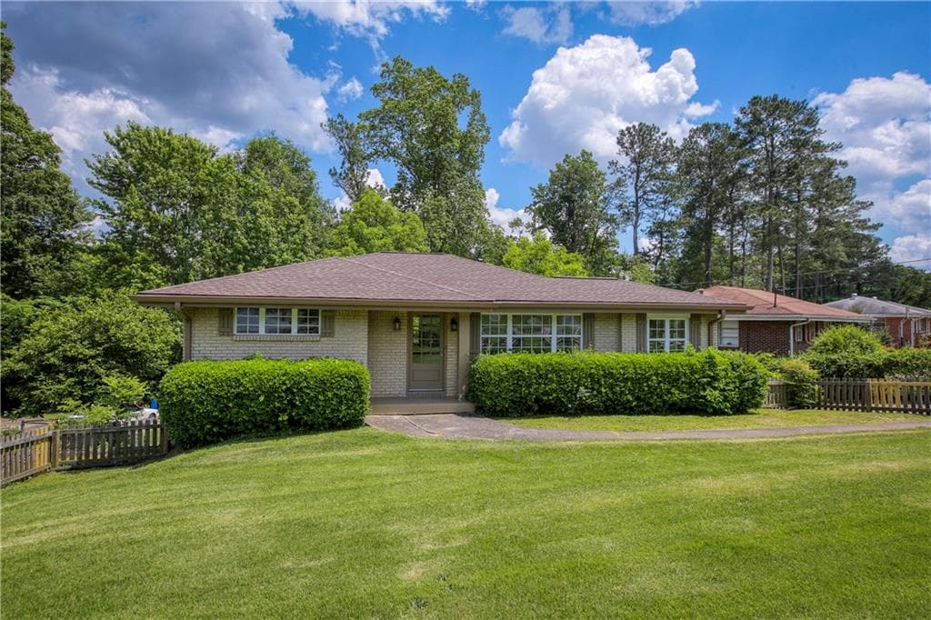 3 bedroom, 2 bathroom single family residence sold at 3661 Crestview Drive, Smyrna, GA 30082