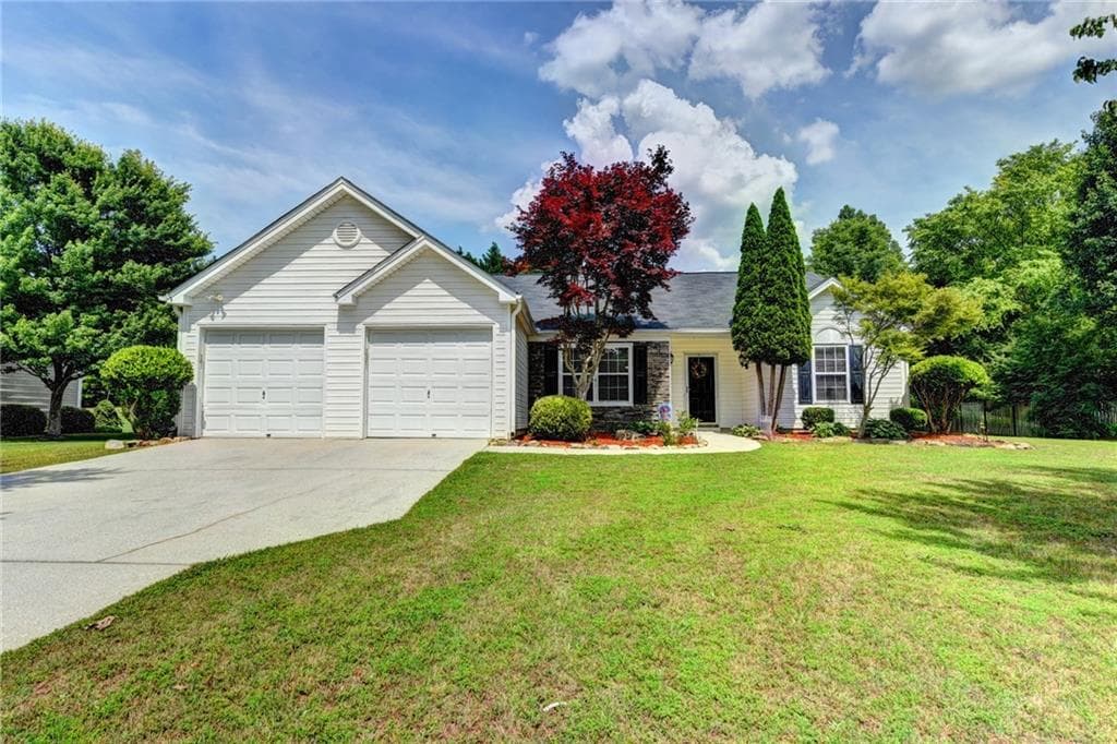 3 bedroom, 2 bathroom, 1,783 sq ft single family residence sold at 443 CRESTED VIEW Drive, Loganville, GA 30052