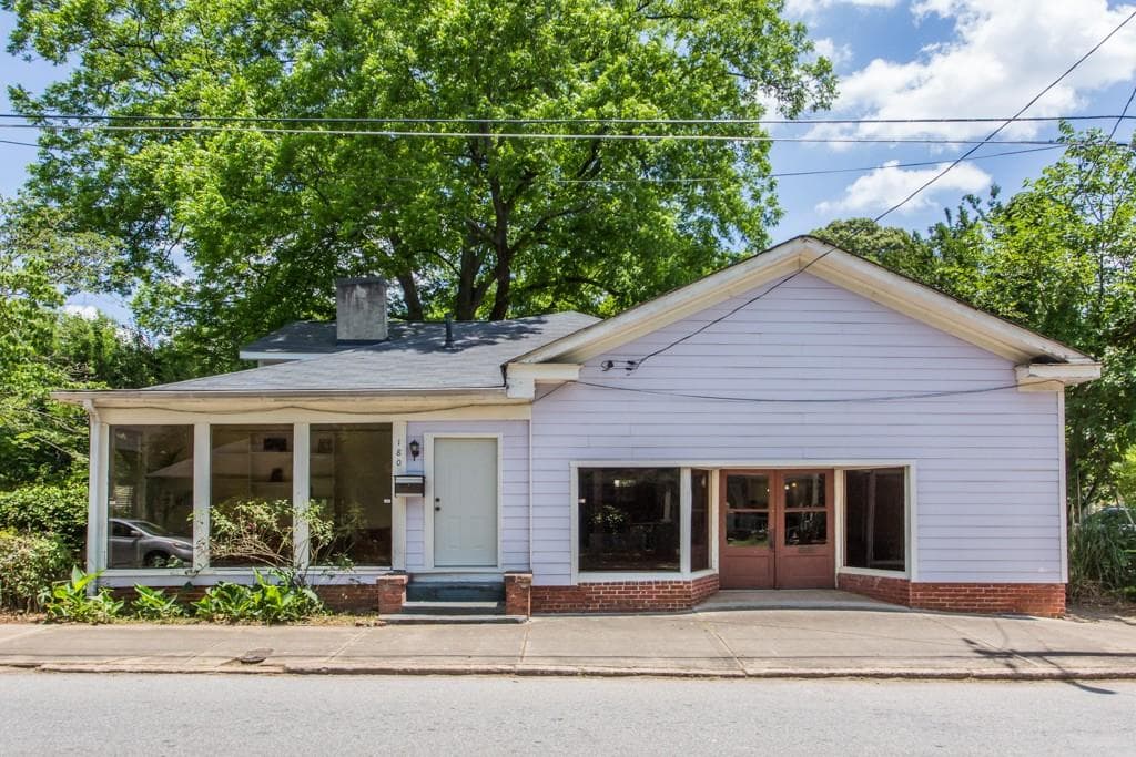 3 bedroom, 3 bathroom, 2,419 sq ft single family residence sold at 180 Pearl Street, Atlanta, GA 30316
