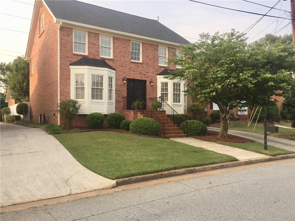 3 bedroom, 3 bathroom, 2,627 sq ft single family residence sold at 3110 Henderson Walk, Atlanta, GA 30340
