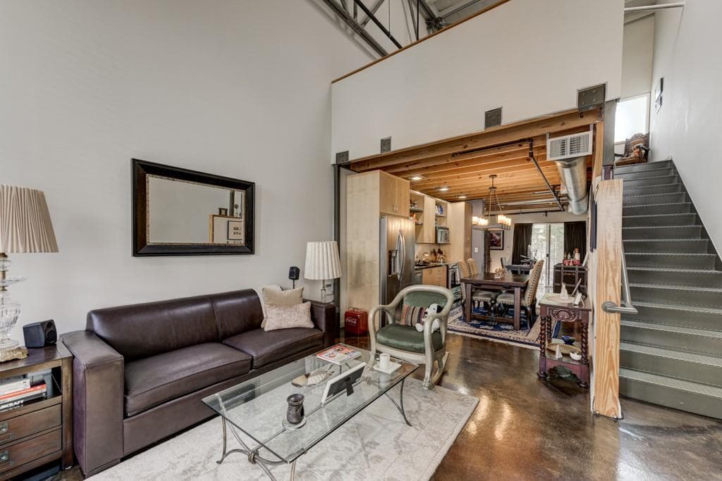 1 bedroom, 2 bathroom, 1,035 sq ft condominium sold at 1661 La France Street 310, Atlanta, GA 30307