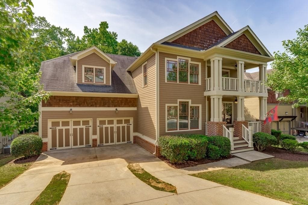 5 bedroom, 4 bathroom, 3,200 sq ft single family residence sold at 2524 Kickerillo Way, Atlanta, GA 30316