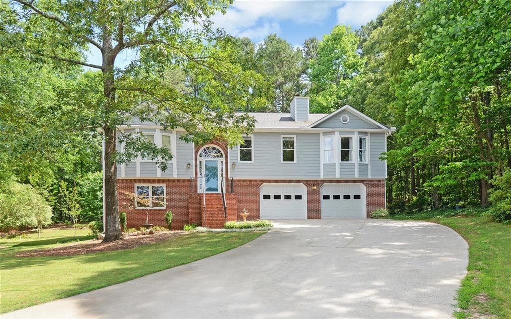 4 bedroom, 3 bathroom, 2,511 sq ft single family residence sold at 3125 Heritage Woods Court, Dacula, GA 30019