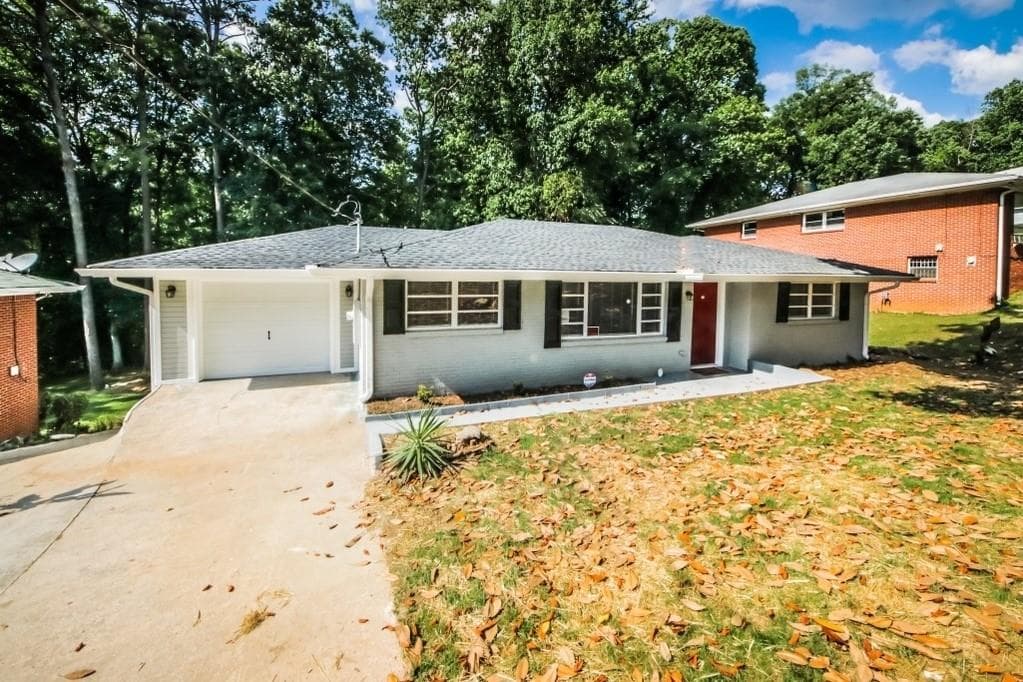 4 bedroom, 3 bathroom, 1,204 sq ft single family residence sold at 2853 Oldknow Drive, Atlanta, GA 30318
