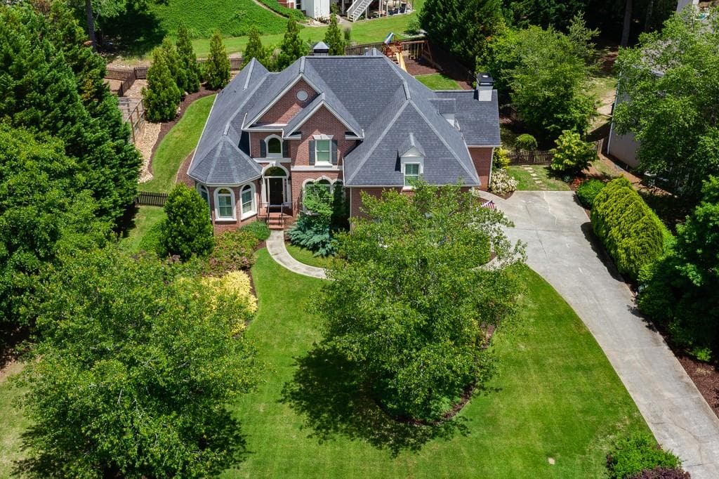 4 bedroom, 4 bathroom, 3,337 sq ft single family residence sold at 595 Croydon Lane, Johns Creek, GA 30022