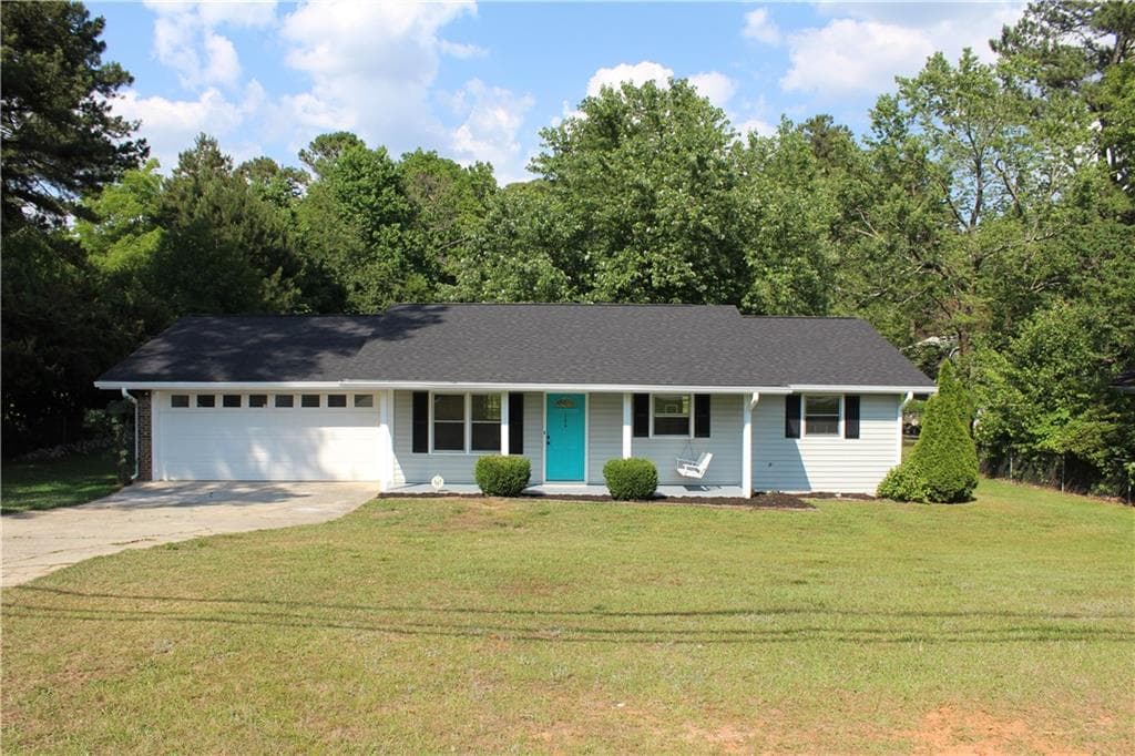 3 bedroom, 2 bathroom, 1,410 sq ft single family residence sold at 746 Paden Drive, Lawrenceville, GA 30044
