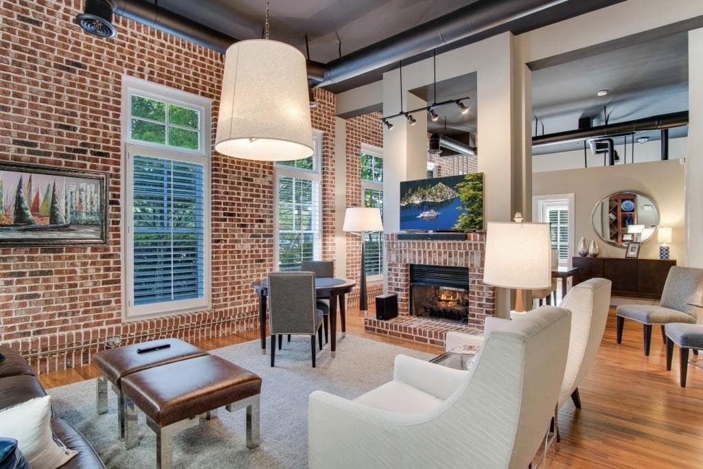 2 bedroom, 2 bathroom, 1,530 sq ft condominium sold at 1461 Village Park Court, Brookhaven, GA 30319