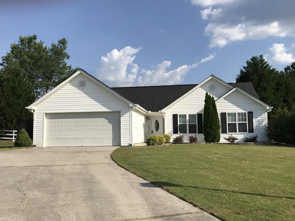 3 bedroom, 2 bathroom, 1,819 sq ft single family residence sold at 7090 Greenridge Drive, Loganville, GA 30052