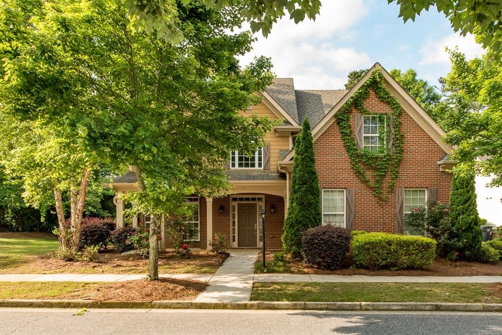 4 bedroom, 4 bathroom, 2,652 sq ft single family residence sold at 652 HOPE HOLLOW Lane, Loganville, GA 30052
