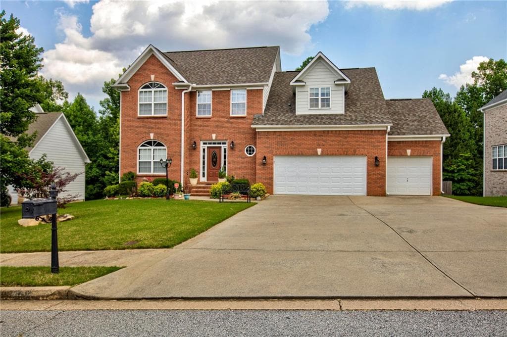 4 bedroom, 3 bathroom, 3,111 sq ft single family residence sold at 126 Gainsborough Way, Lawrenceville, GA 30044