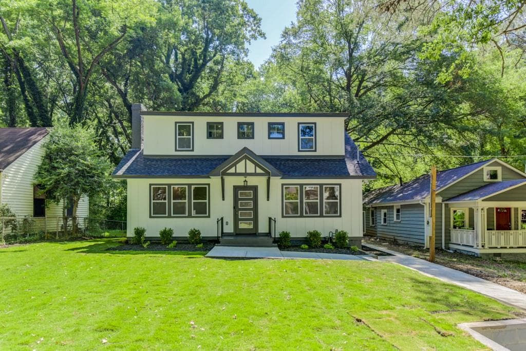 4 bedroom, 3 bathroom, 2,190 sq ft single family residence sold at 946 Gaston Street, Atlanta, GA 30310
