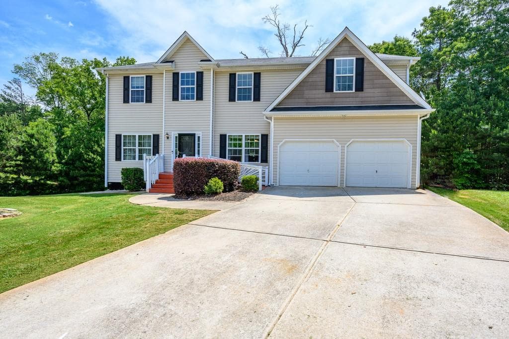 6 bedroom, 4 bathroom, 3,565 sq ft single family residence sold at 79 KENNEDY Court, Hiram, GA 30141