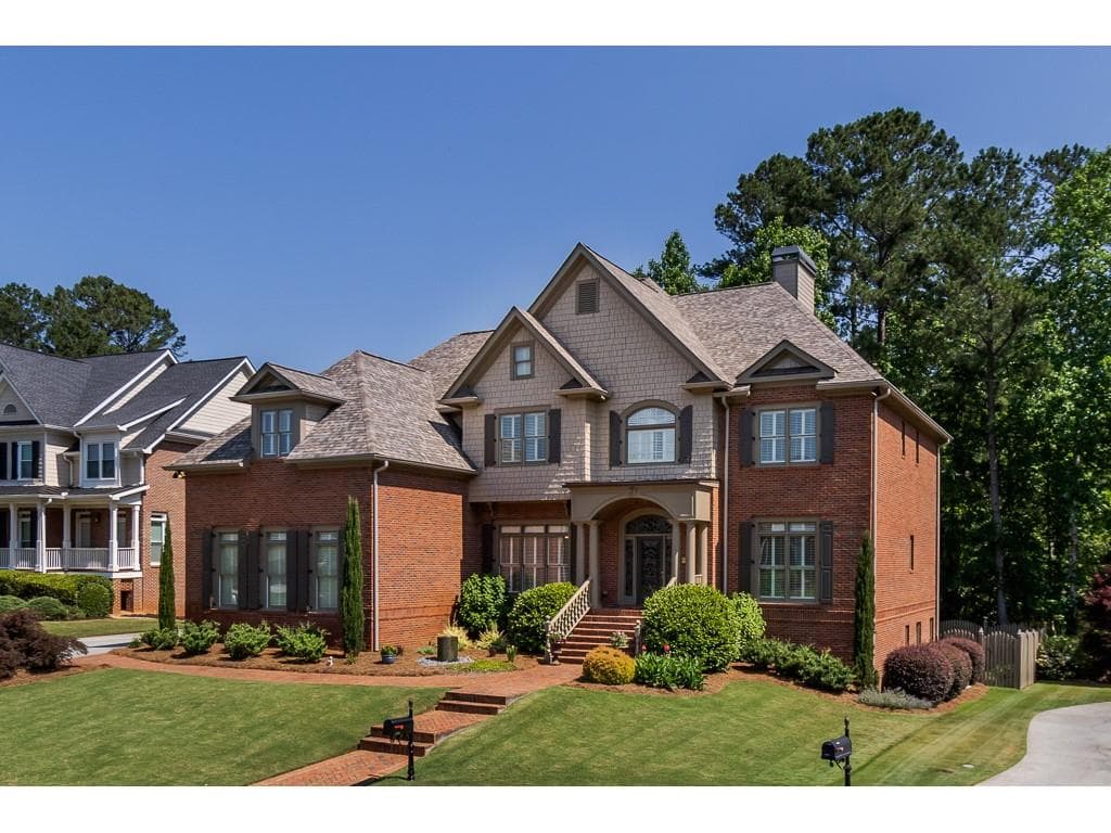 5 bedroom, 6 bathroom, 5,880 sq ft single family residence sold at 3441 Chartley Lane, Roswell, GA 30075