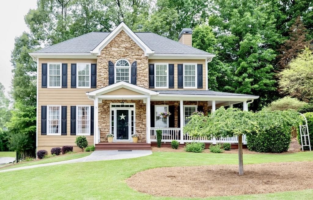 4 bedroom, 3 bathroom, 3,125 sq ft single family residence sold at 3070 Shelbourne Trace, Kennesaw, GA 30144
