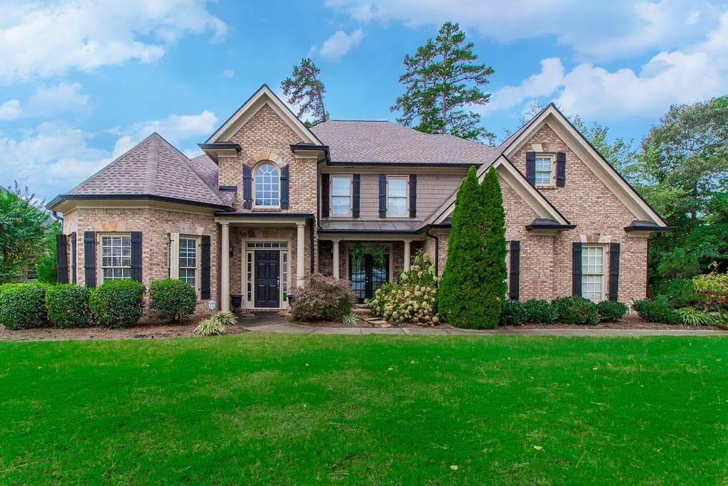 4 bedroom, 4 bathroom, 2,834 sq ft single family residence sold at 4250 Lantern Hill Drive, Dacula, GA 30019