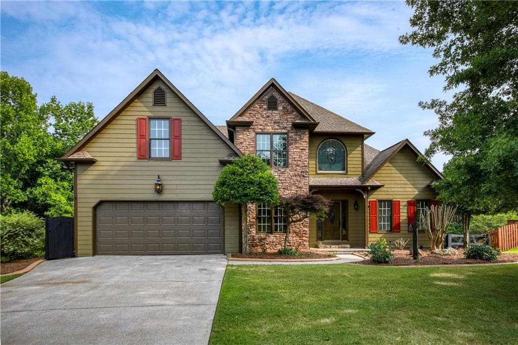 4 bedroom, 4 bathroom, 2,058 sq ft single family residence sold at 1012 Walnut Creek Drive, Woodstock, GA 30188