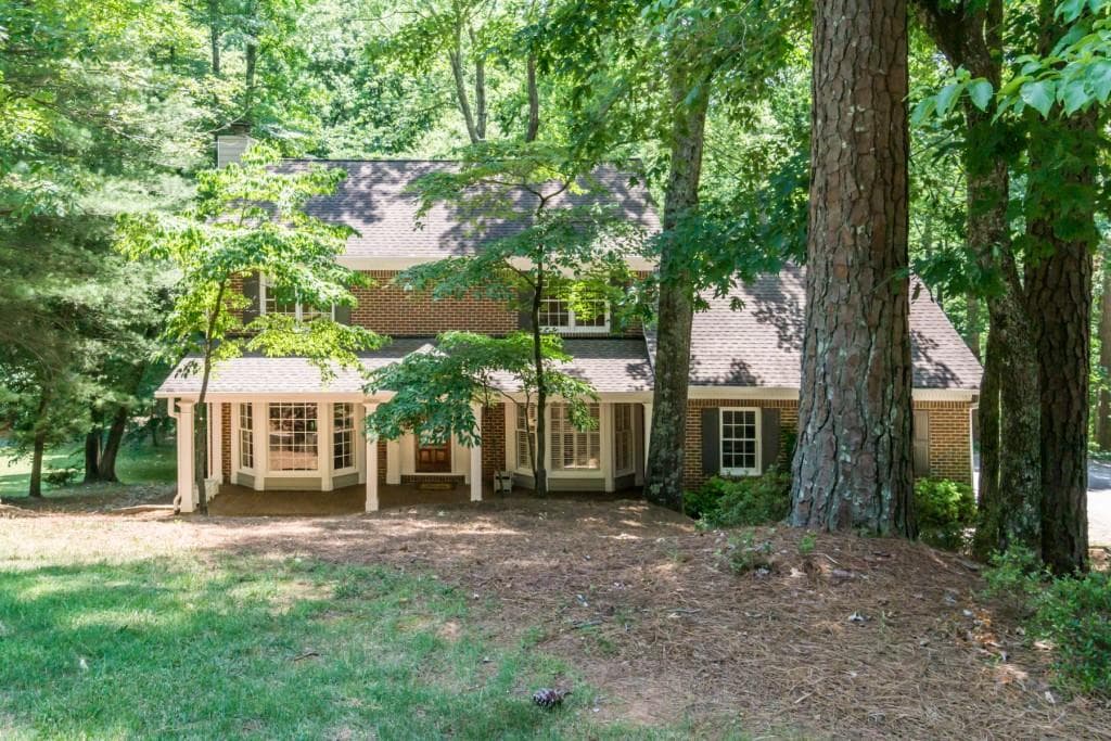 3 bedroom, 3 bathroom, 2,146 sq ft single family residence sold at 1320 Willeo Creek Drive, Roswell, GA 30075