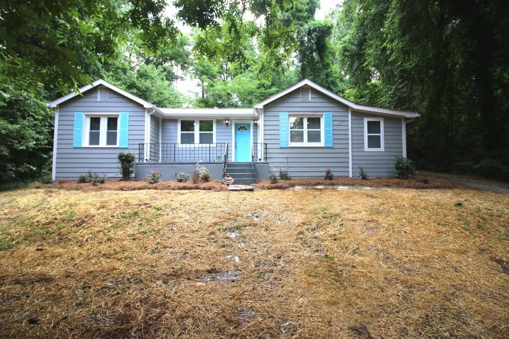 3 bedroom, 2 bathroom, 1,171 sq ft single family residence sold at 461 Pomona Circle, Atlanta, GA 30315