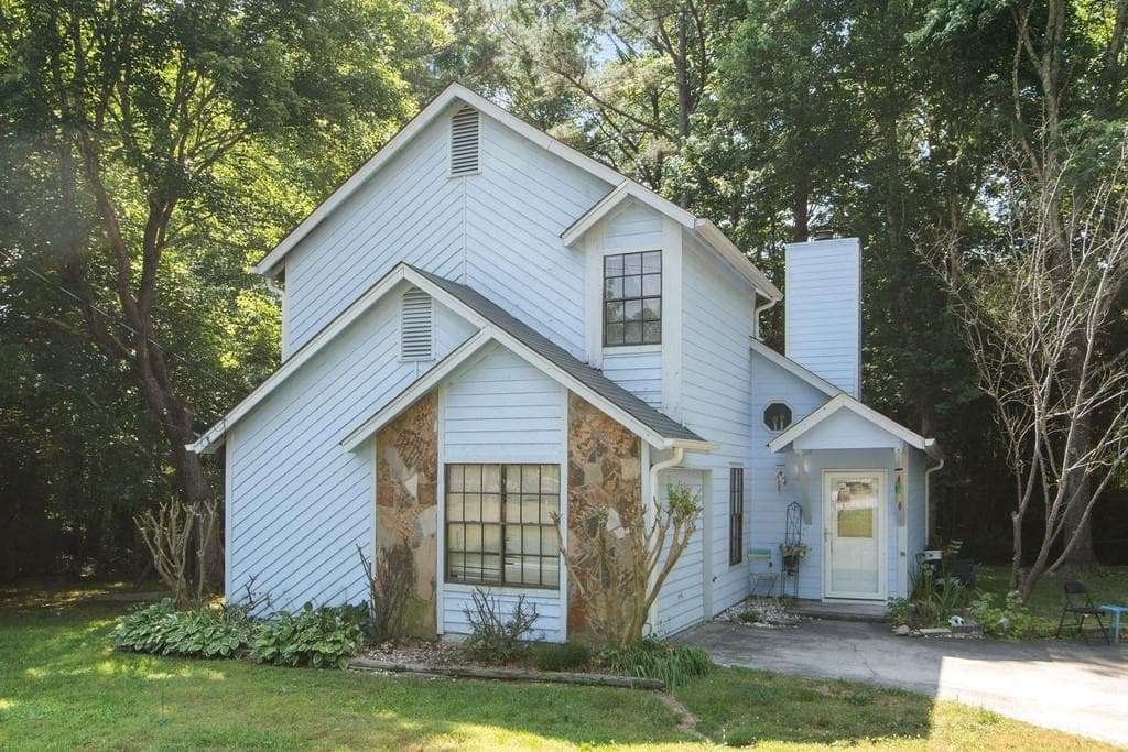 2010 MARSHALL Trail, Snellville, GA 30078 — most recent listing photo