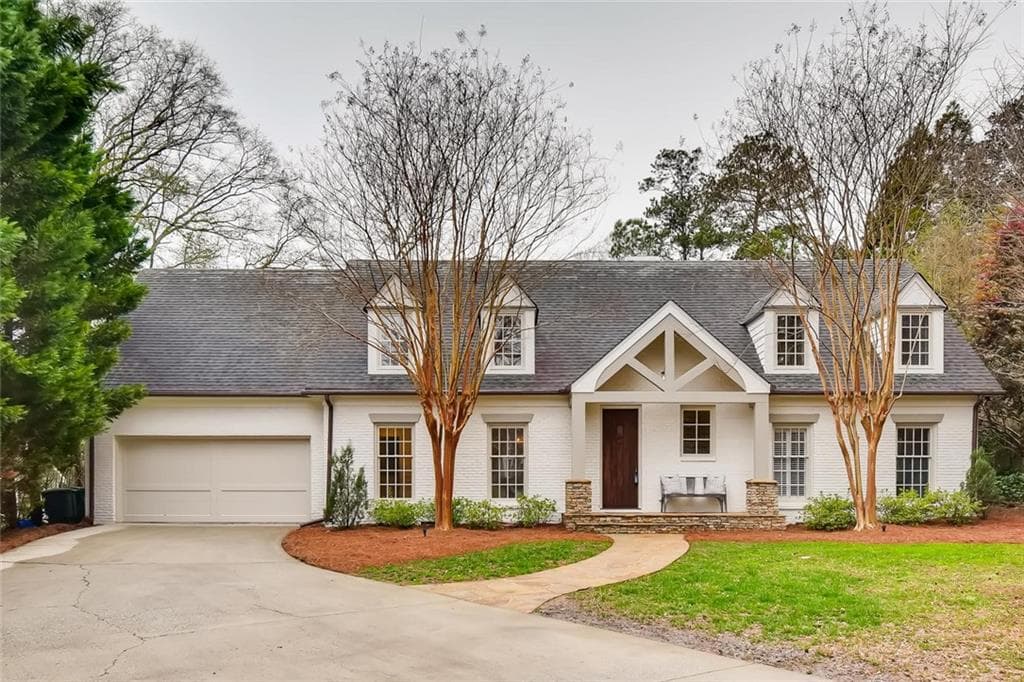 5 bedroom, 4 bathroom, 3,000 sq ft single family residence sold at 2940 Mabry Road, Brookhaven, GA 30319