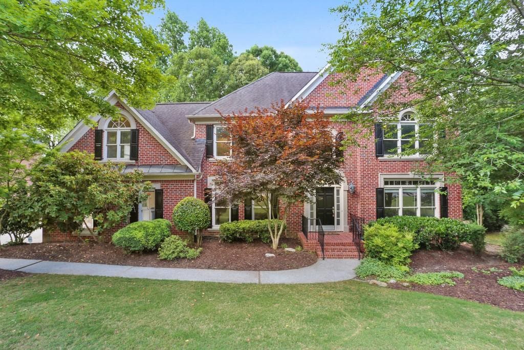 5 bedroom, 5 bathroom, 3,330 sq ft single family residence sold at 1620 Ridge Haven Run, Alpharetta, GA 30022