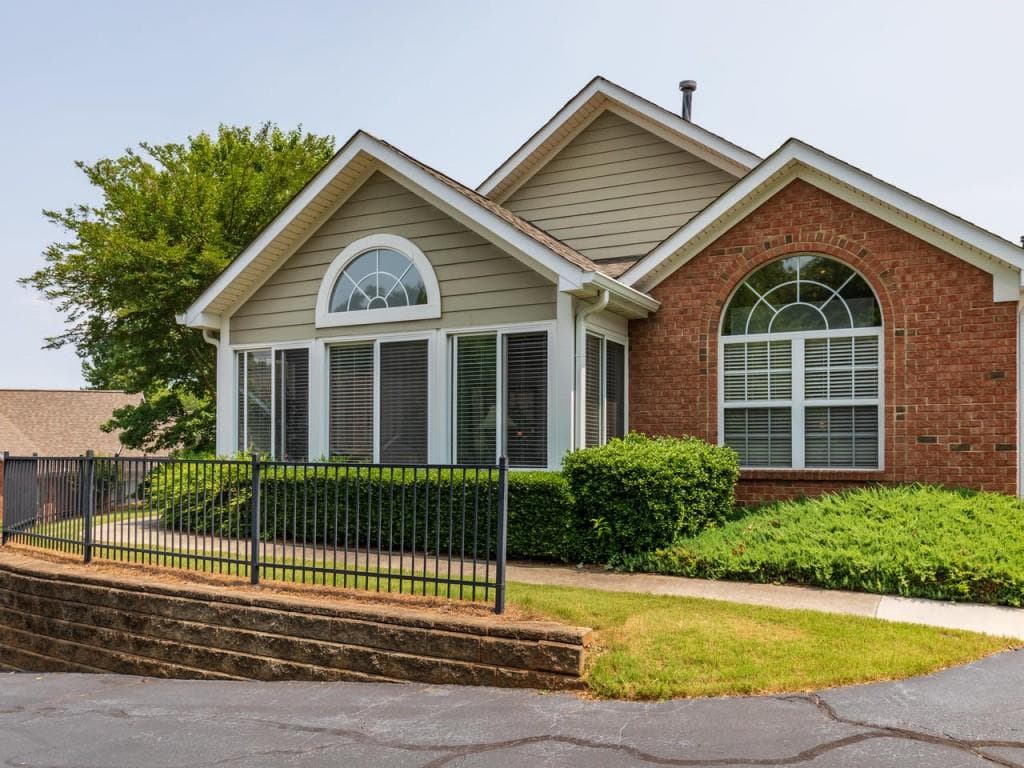 2 bedroom, 2 bathroom, 1,350 sq ft condominium sold at 3102 Harvest Ridge Lane, Johns Creek, GA 30022