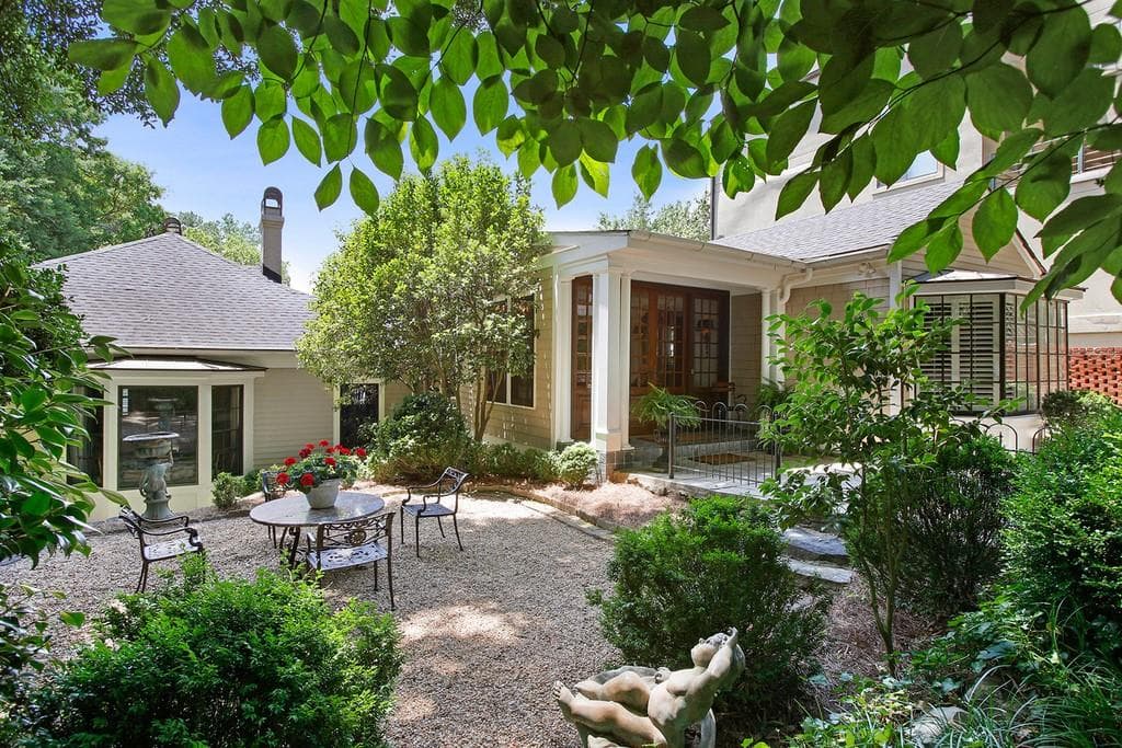 3 bedroom, 2 bathroom, 2,400 sq ft single family residence sold at 57 25th Street, Atlanta, GA 30308