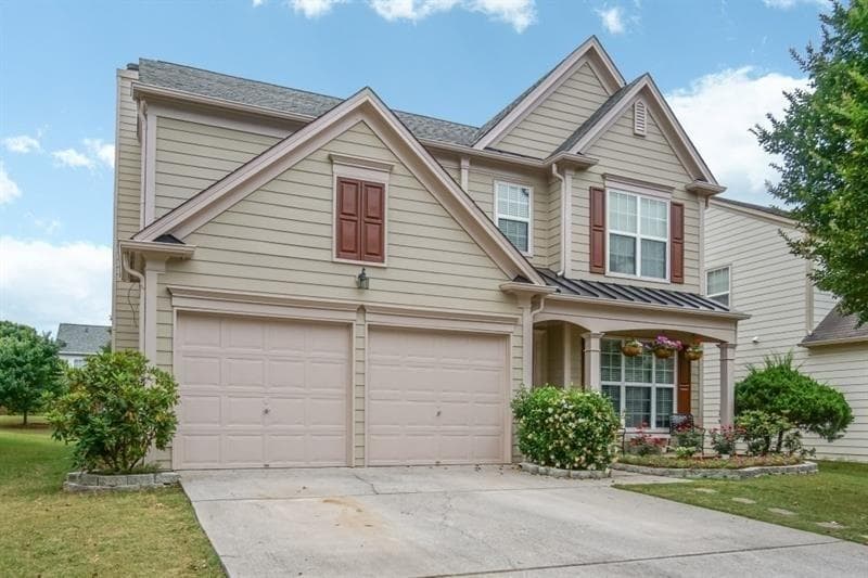 8840 Grappe Trace, Suwanee, GA 30024 — most recent listing photo