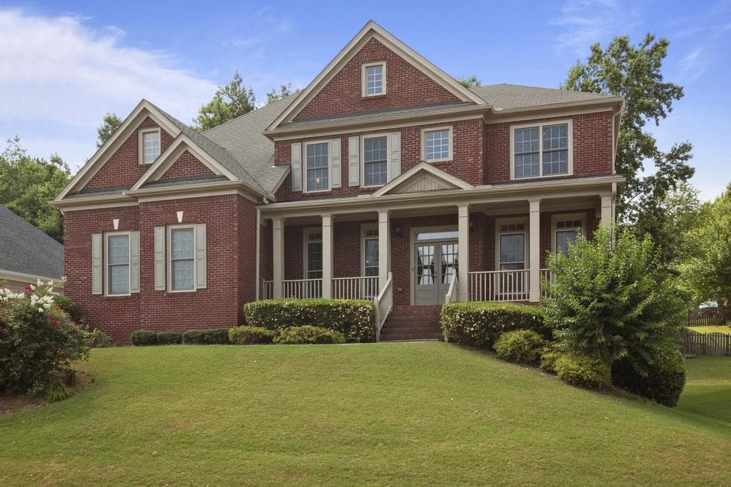 5 bedroom, 4 bathroom, 4,757 sq ft single family residence sold at 3270 Emma Marie Place, Buford, GA 30519